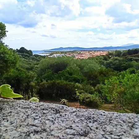 Domos De Badas
